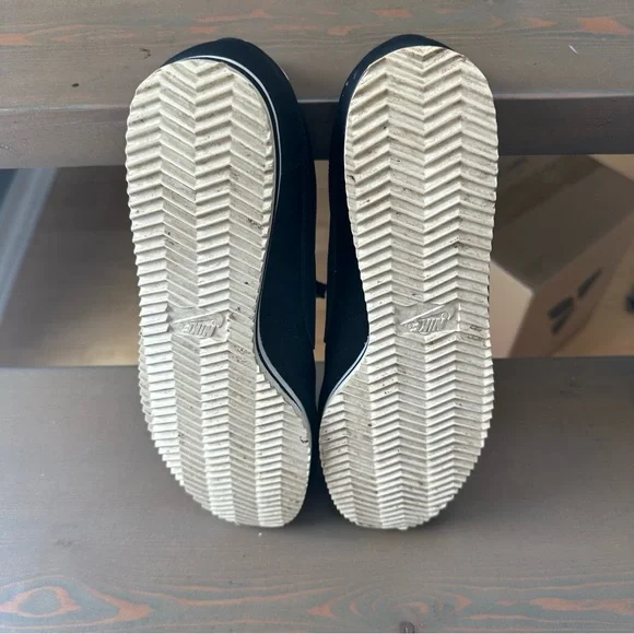 Nike - Women's Cortez Black & Rose Gold Sneakers - US 10.0 - Picture 7 of 9